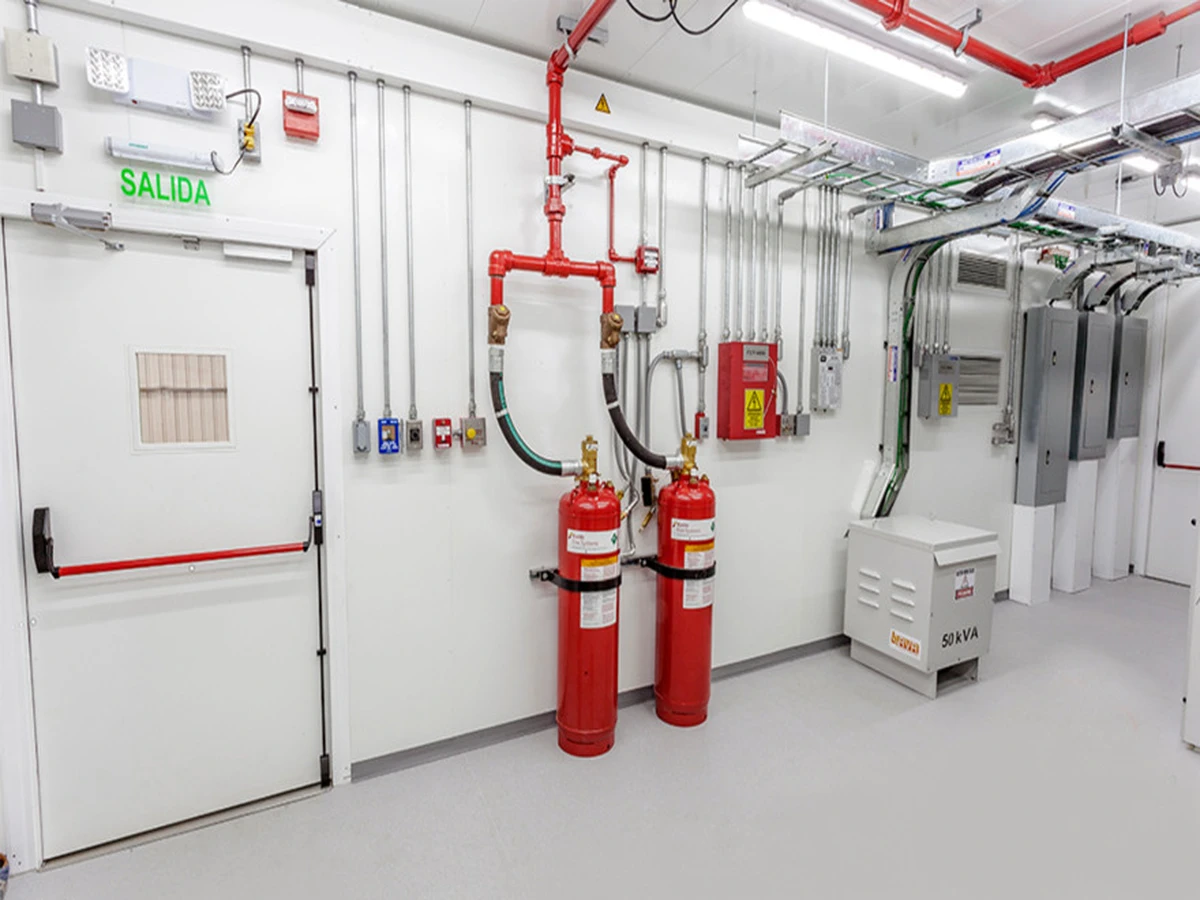 Sistema de supresión con agentes limpios FK 5-1-12 para Data Center Colombia — NFPA 2001